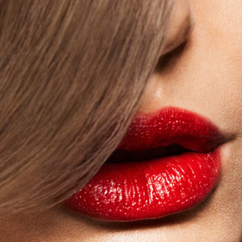 Tom Ford Love Collection Red Lipstick 16 Scarlet Rouge 0.1 oz FULL SIZE NEW $62 - Picture 6 of 6
